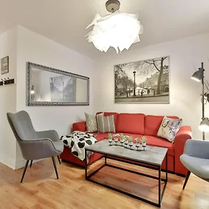 Apartment 100 Meters To Metro Beaudry - Full - 1 Minute Walk To The Famous St Catherine Street - Fast Wifi - Washer & Dryer On Site - Montcalm Units