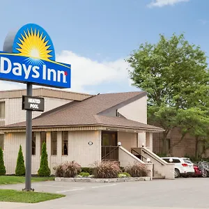 Days By Wyndham Fallsview Hotel Niagara Falls